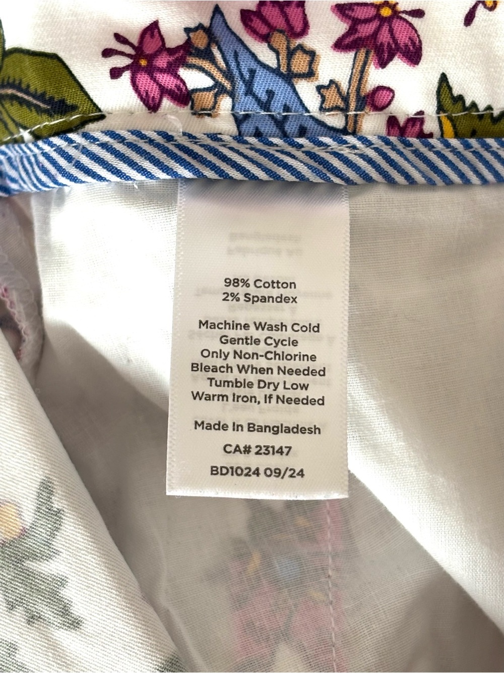 Talbots Relaxed Chino Shorts 7” Flourishing Vines Size 18W - Picture 5 of 5
